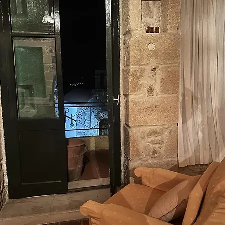 Venerato Traditional فيلة Kerasia (Crete)