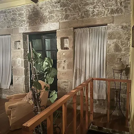 Venerato Traditional Kerasia (Crete)